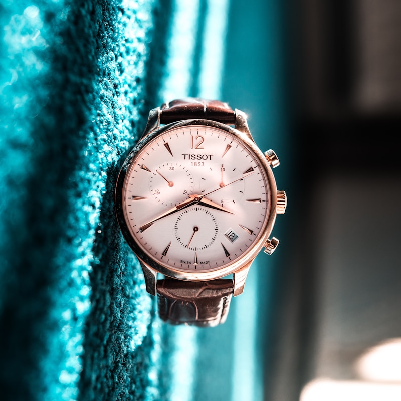 Ženski sat "Rose Gold Mesh"